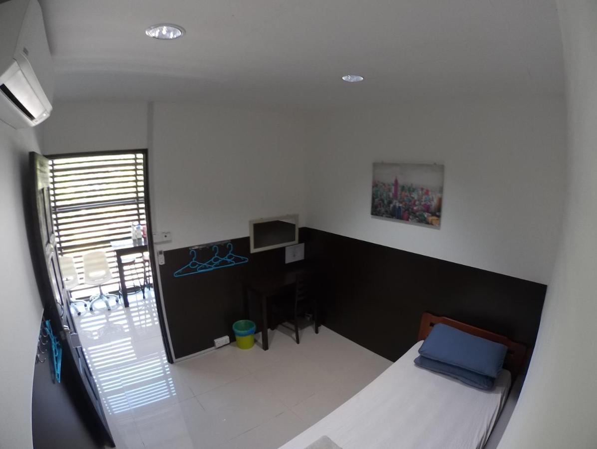Star City A++ Kota Kinabalu Bagian luar foto